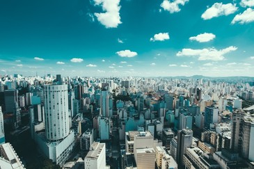 減碳、永續、ESG！推向建築業的綠色浪潮，須以「綠建築」、「智慧建築」相輔相成