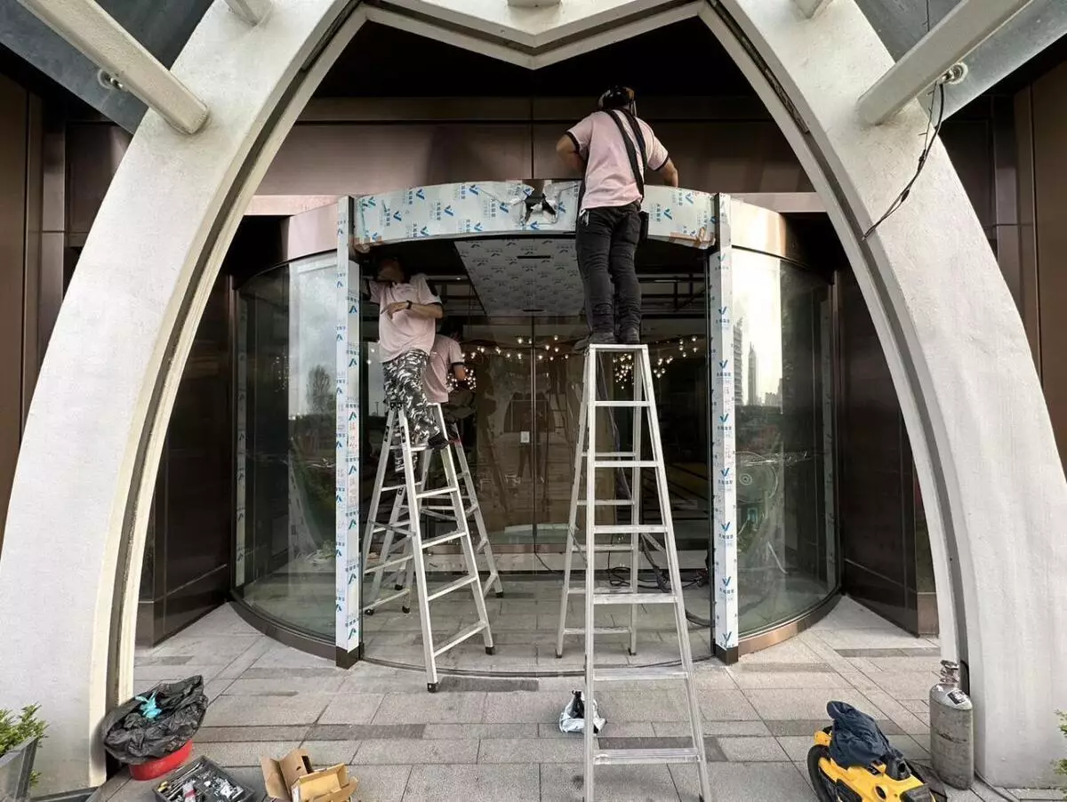 從零出發成就好評高雄自動門工程公司讓品牌門面更加出色