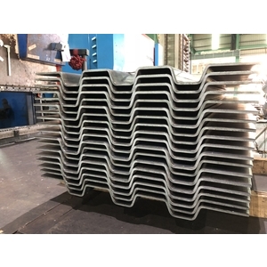 卡車配件第五輪座板-龍泰鋼鐵工業股份有限公司