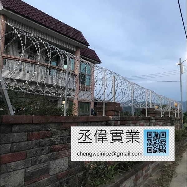 不銹鋼蛇腹型刺網-丞偉實業有限公司