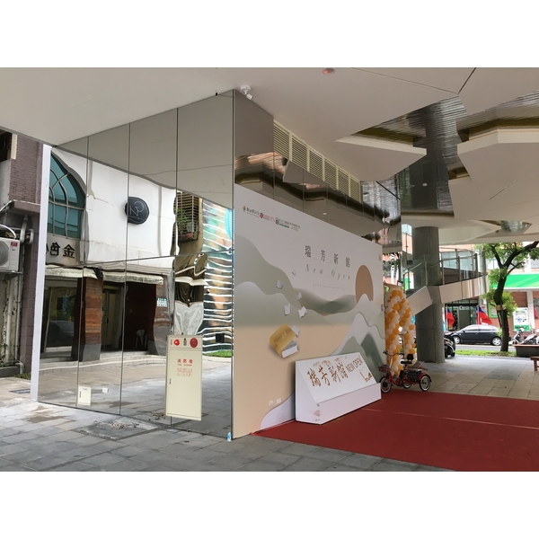 鏡面包板牆-上騰金屬有限公司