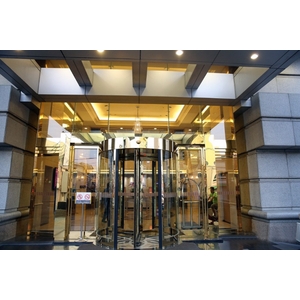 員林昇財麗禧三翼旋轉自動門-凱鼎自動門企業社