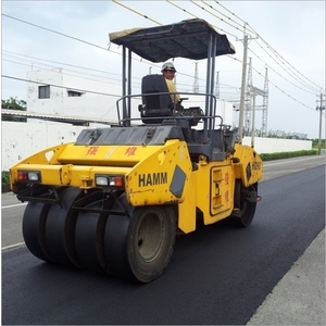 柏油瀝青壓路機-強維瀝青有限公司
