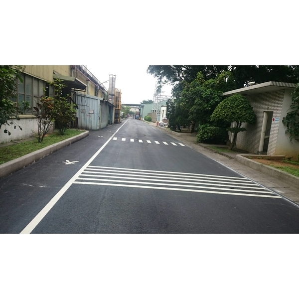 柏油路面劃線-友泉工程有限公司