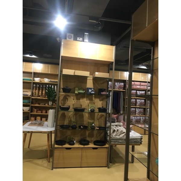 玻璃工程-有為玻璃有限公司