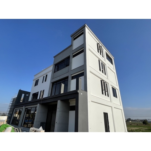 氟珞漆、後製仿清水模、多彩花崗－金門新建宅-興永泰塗裝工程有限公司