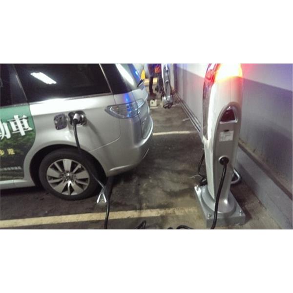 新北市環保局電動車充電站
