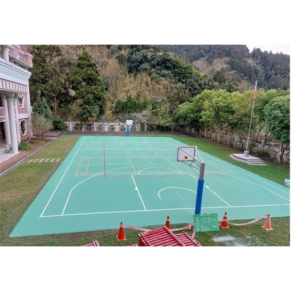 阿里山十字國小籃球場 阿里山十字國小籃球場