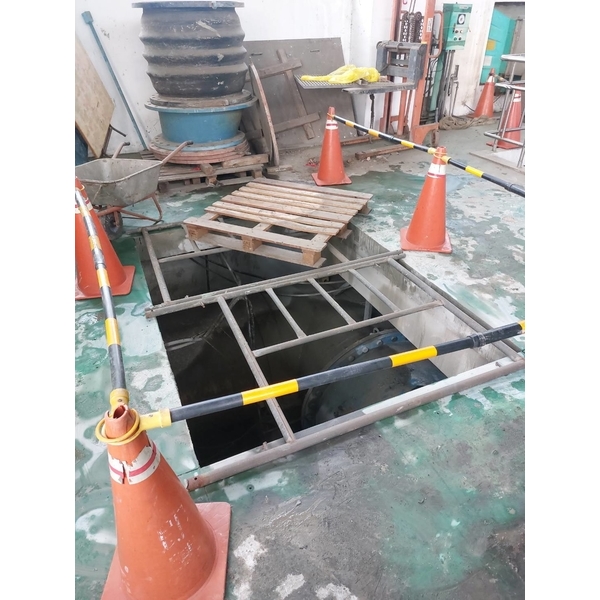 混泥土切割:窗戶、門、風管開口、電梯開口、牆壁和地板 混泥土切割:窗戶、門、風管開口、電梯開口、牆壁和地板