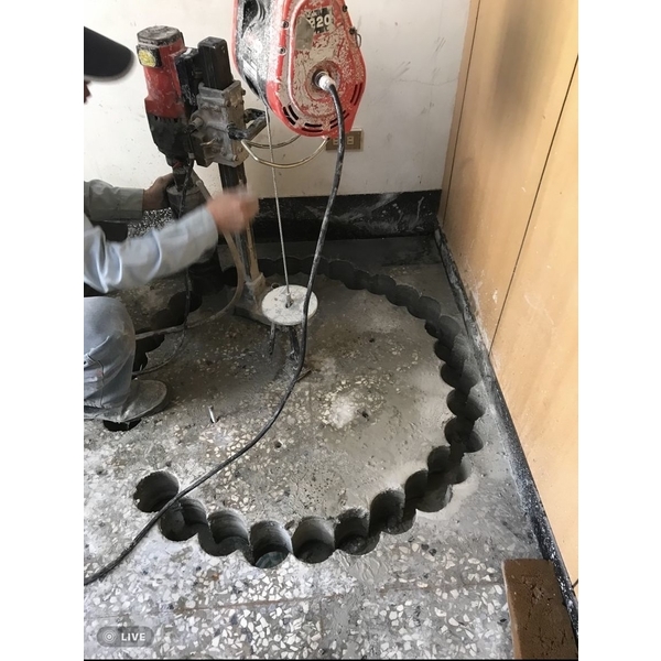 真空電梯圓形鑽孔