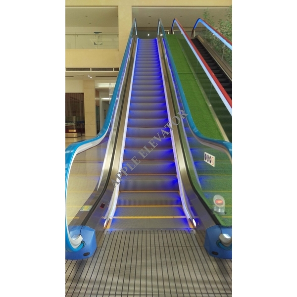 電扶梯