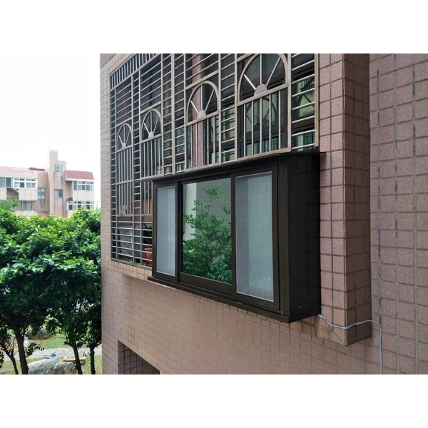 陽台凸窗 陽台凸窗