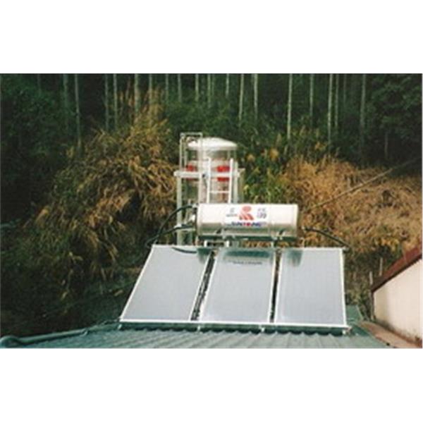 太陽能熱水器