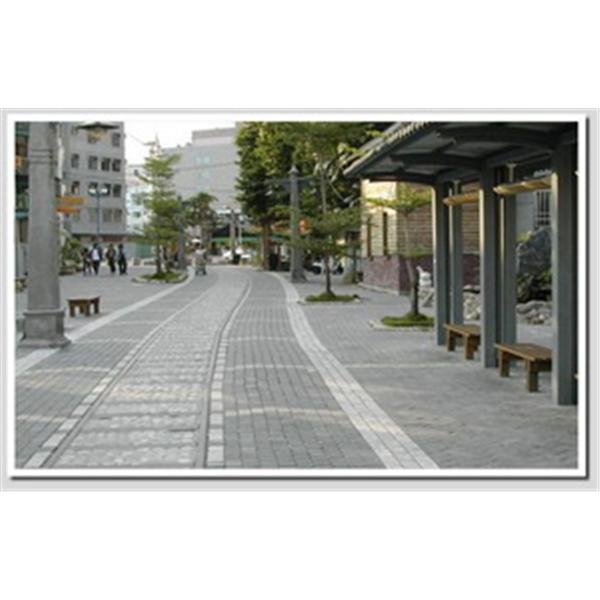 花蓮市舊鐵道(仿古大理石地舖) 花蓮市舊鐵道(仿古大理石地舖)
