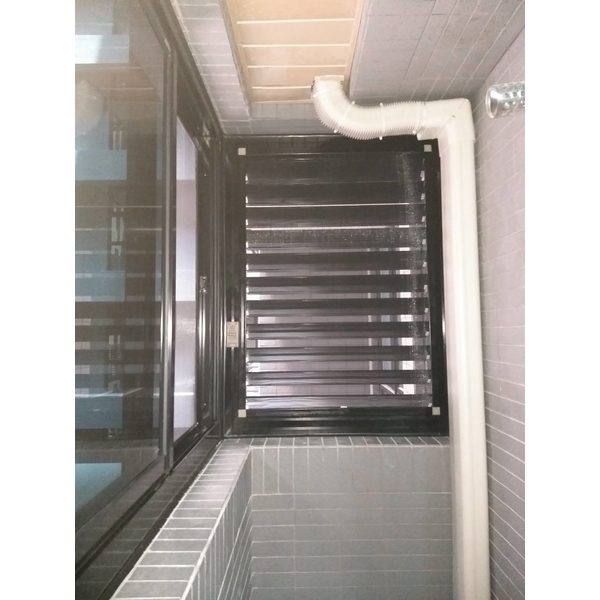 陽台加裝氣密窗加活動百葉窗-正全鋁門窗行