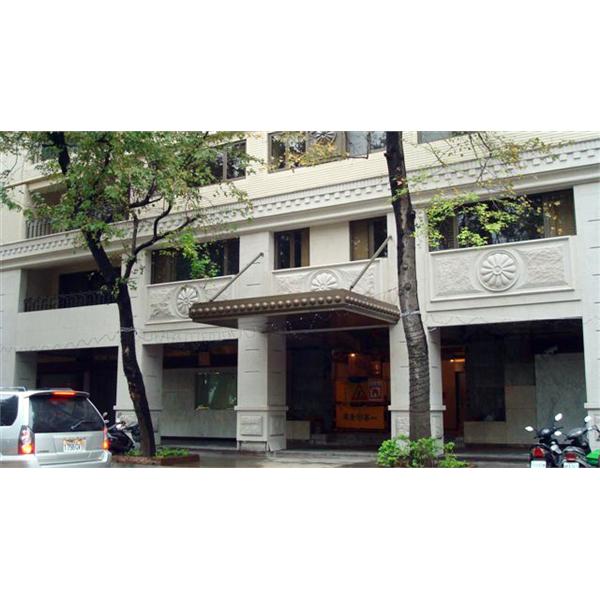 帷幕牆施工實例 帷幕牆施工實例
