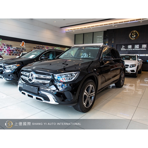 2021年式 Mercedes-Benz GLC300 SUV 4MATIC