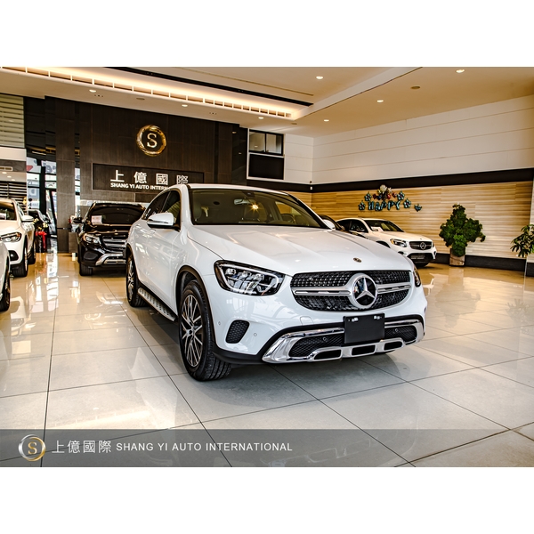 2021年式 Mercedes-Benz GLC300 COUPE 4MATIC