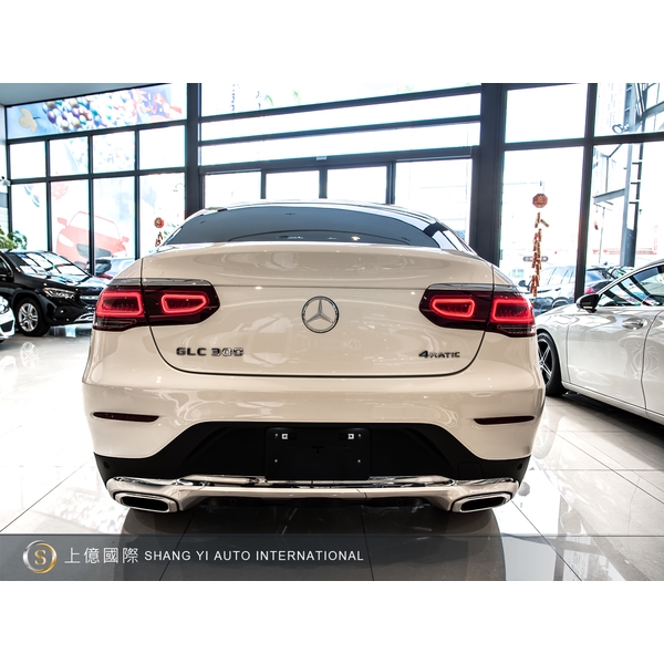 2021年式 Mercedes-Benz GLC300 COUPE 4MATIC-讚星有限公司