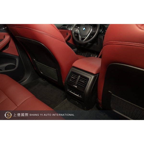 2019 BMW X4 30i-讚星有限公司
