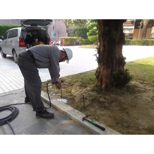 白蟻防治土壤灌注施工-保固除蟲消毒有限公司