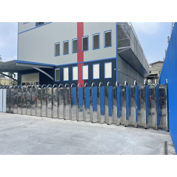 不銹鋼斜背全密式-加重型雙開電動大門-咏達企業行