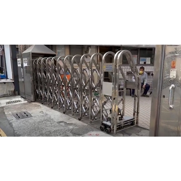 高度152公分斜背透空式-電動伸縮門-咏達企業行