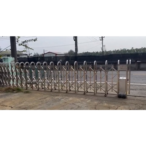 圓型透空式高127公分-電動伸縮門1-咏達企業行
