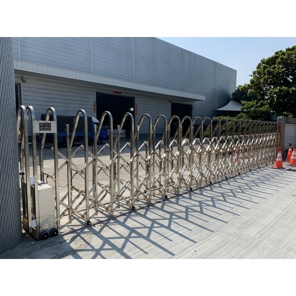 電動伸縮大門(新大門)-咏達企業行