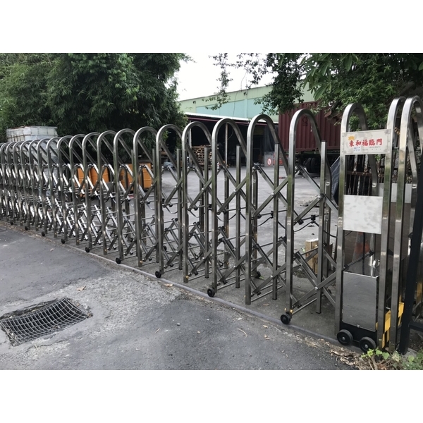 伸縮門透空式-咏達企業行