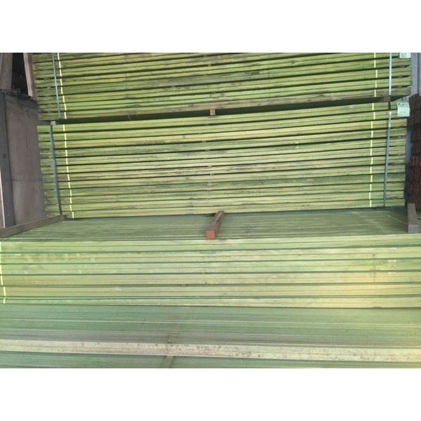 防腐角材