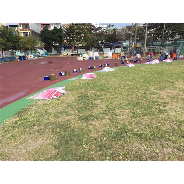 跑道施工 跑道施工