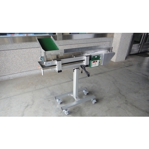 單柱型升降輸送機-巨碩精機有限公司