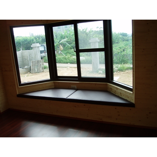 鋼構PU發泡工法-達泰建設pu發泡工程