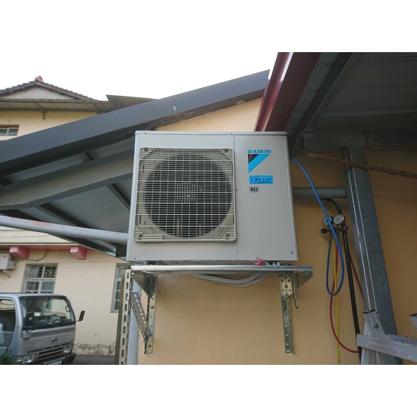 冷氣室內外機標準安裝-嘉興隆工程有限公司