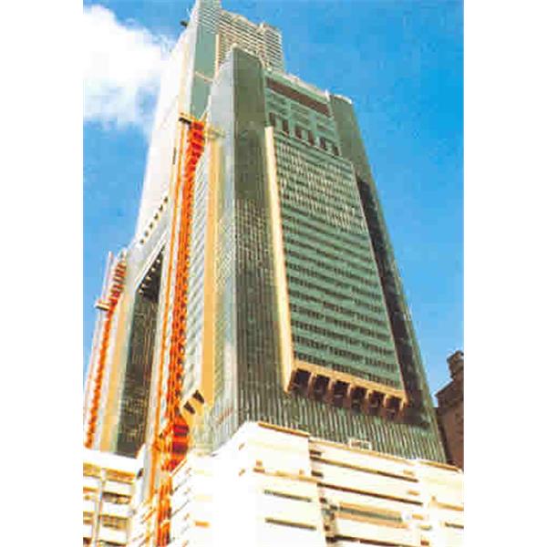 東帝士集團所投資興建85層鋼骨結構大樓