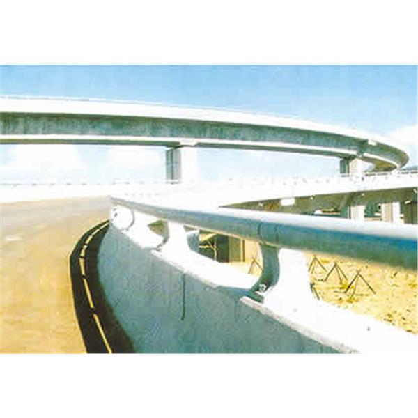 高速公路護欄