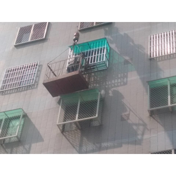 高樓遮雨棚安裝