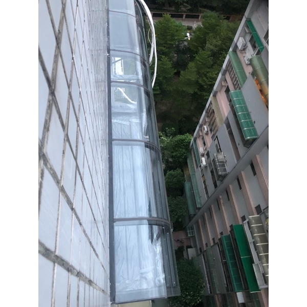弧形玻璃採光罩 弧形玻璃採光罩
