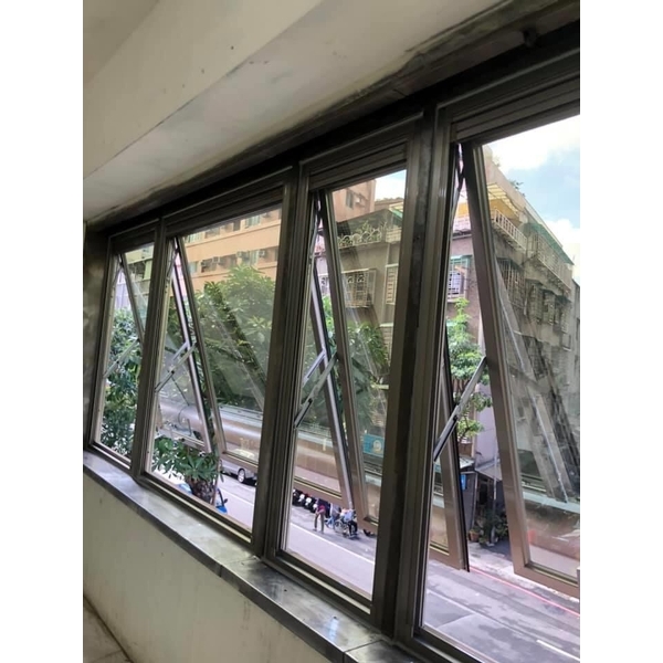 推射窗 推射窗
