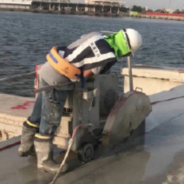 道路切割-禾盛工程行