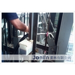 透明電梯車廂清潔