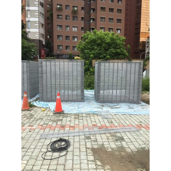 鋼網牆