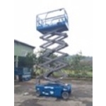12米自走式高空作業車(窄版)-六國營造工程股份有限公司