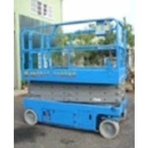 8米自走式高空作業車(寬板)-六國營造工程股份有限公司