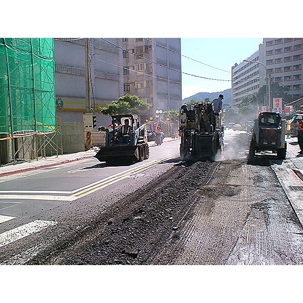 柏油道路瀝青刨除施工-鈺川工程行
