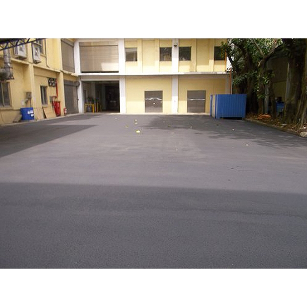 工廠路面柏油瀝青舖設完工 工廠路面柏油瀝青舖設完工