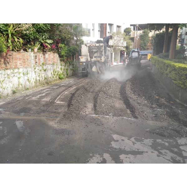 路面柏油瀝青舖設工程 路面柏油瀝青舖設工程