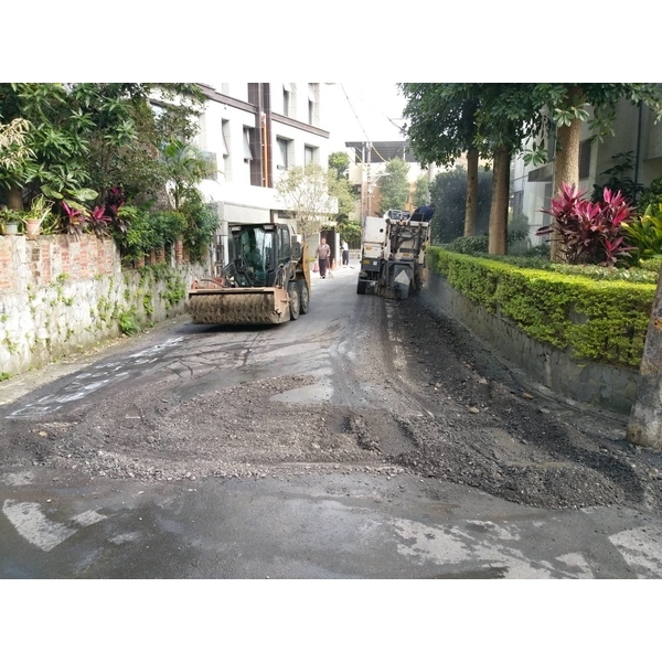 路面瀝青刨除工程-鈺川工程行