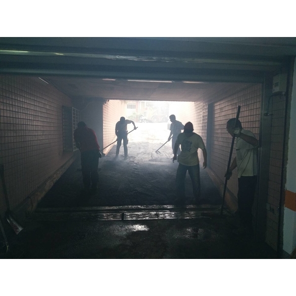 地下道瀝青舖設工程 地下道瀝青舖設工程